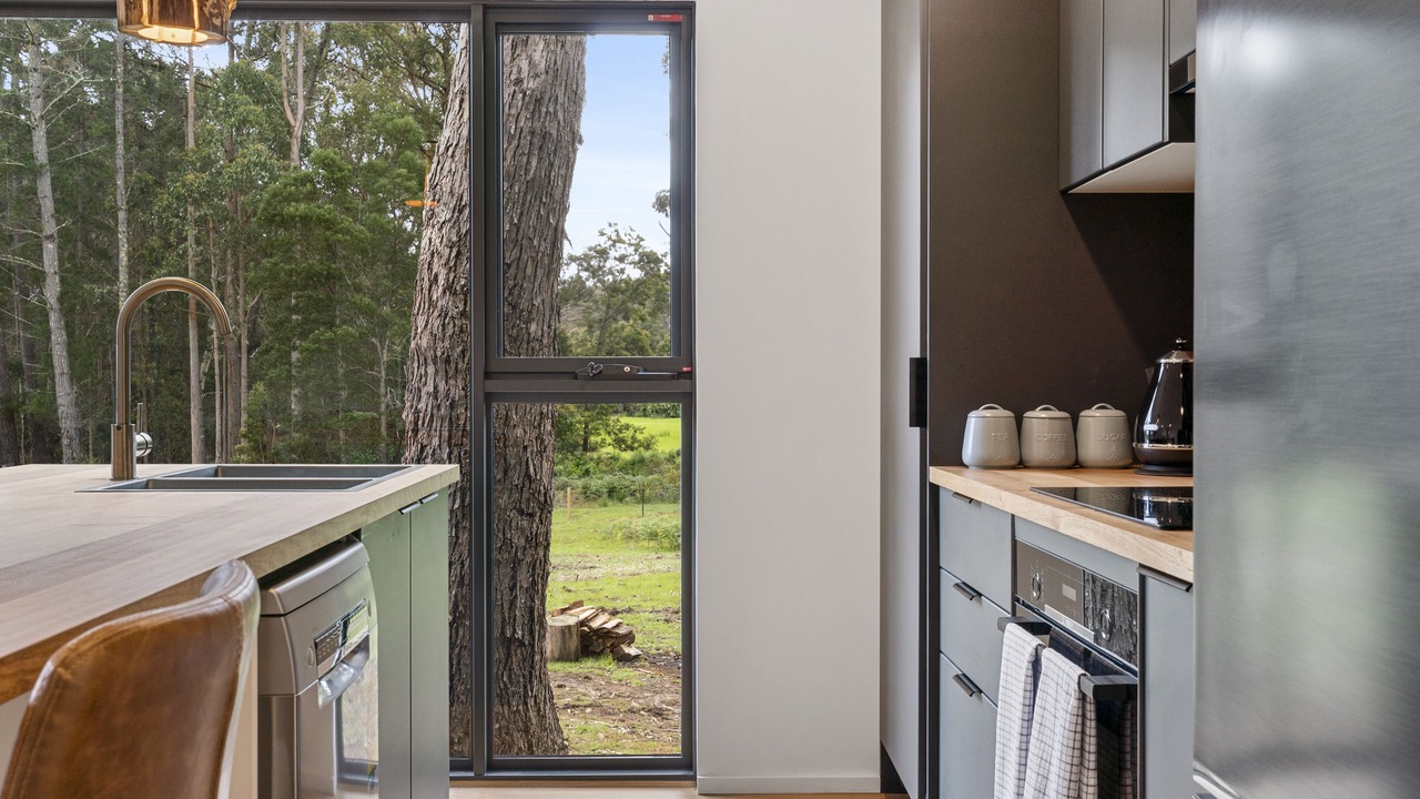 Photo of Kitchen in Lunawanna