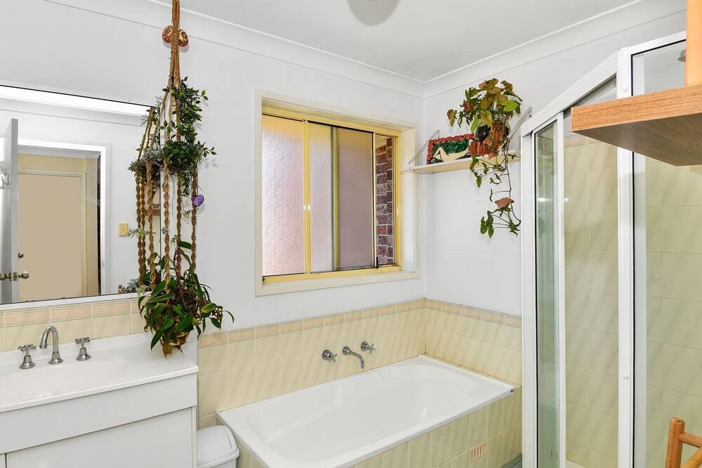 Photo of Bathroom in Bateau Bay