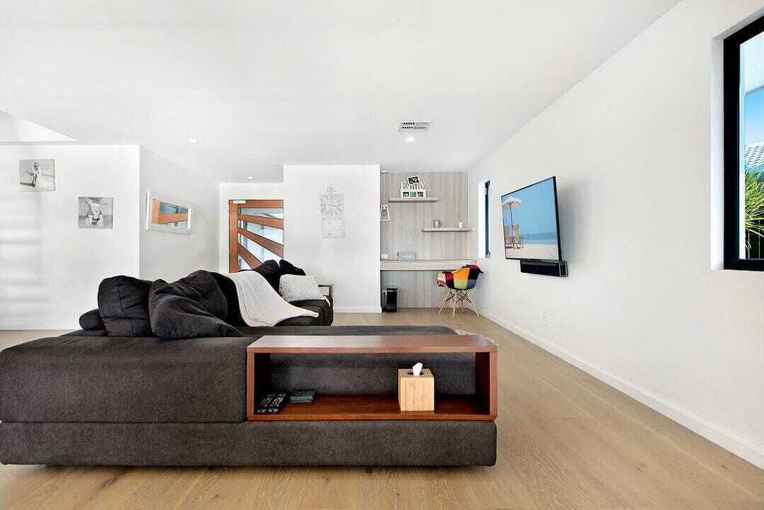 Photo of Livingroom in Burleigh Waters