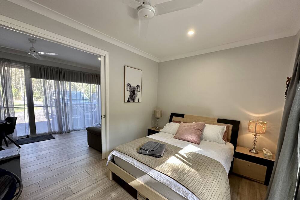 Photo of Bedroom in Anstead