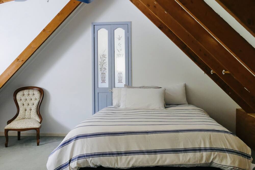 Photo of Bedroom in Martinsville