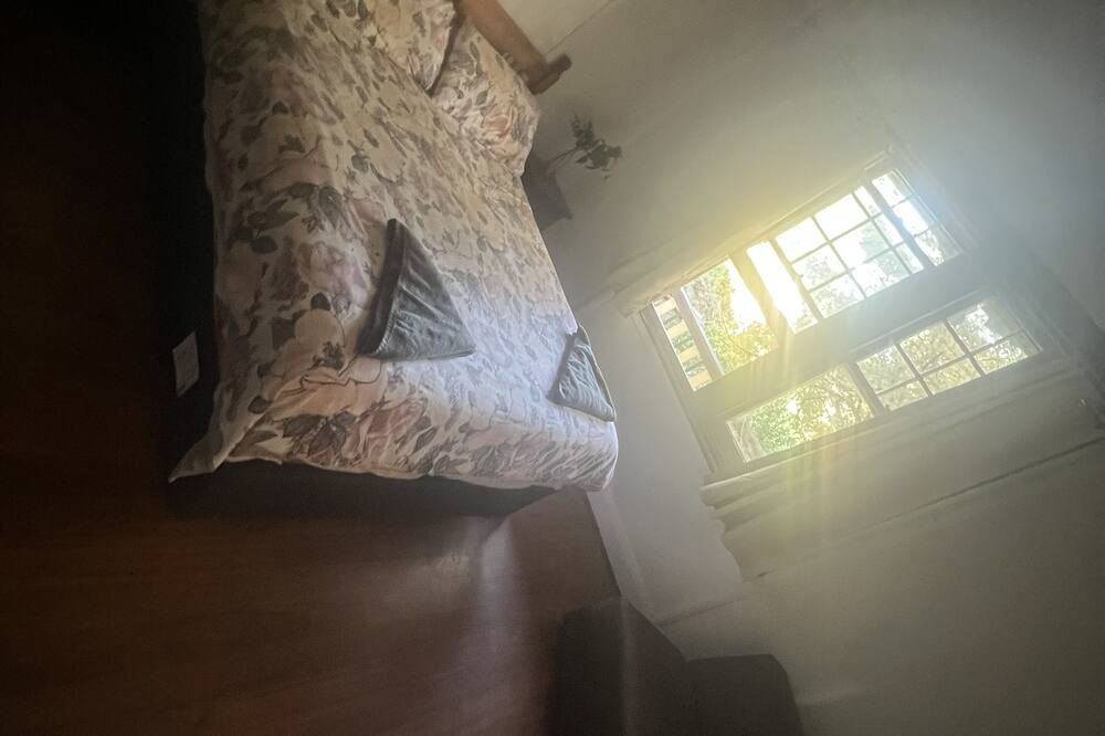 Photo of Bedroom in Limonite
