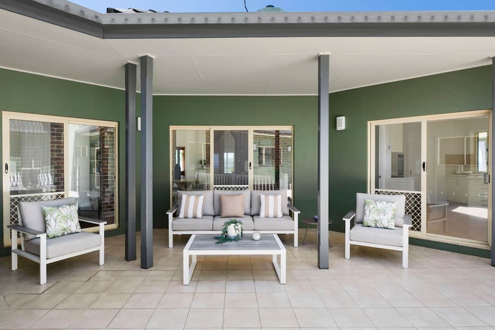 Photo of Patio Balcony in Tintenbar