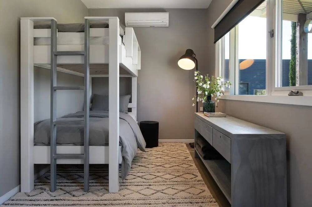 Photo of Bedroom in Shepherds Flat