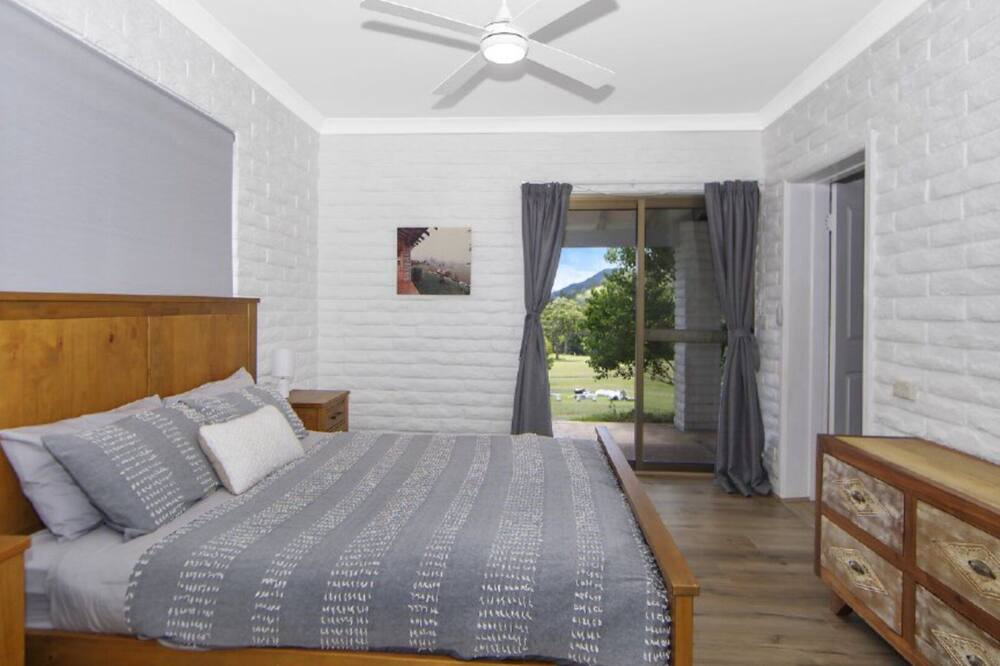 Photo of Bedroom in Bundook