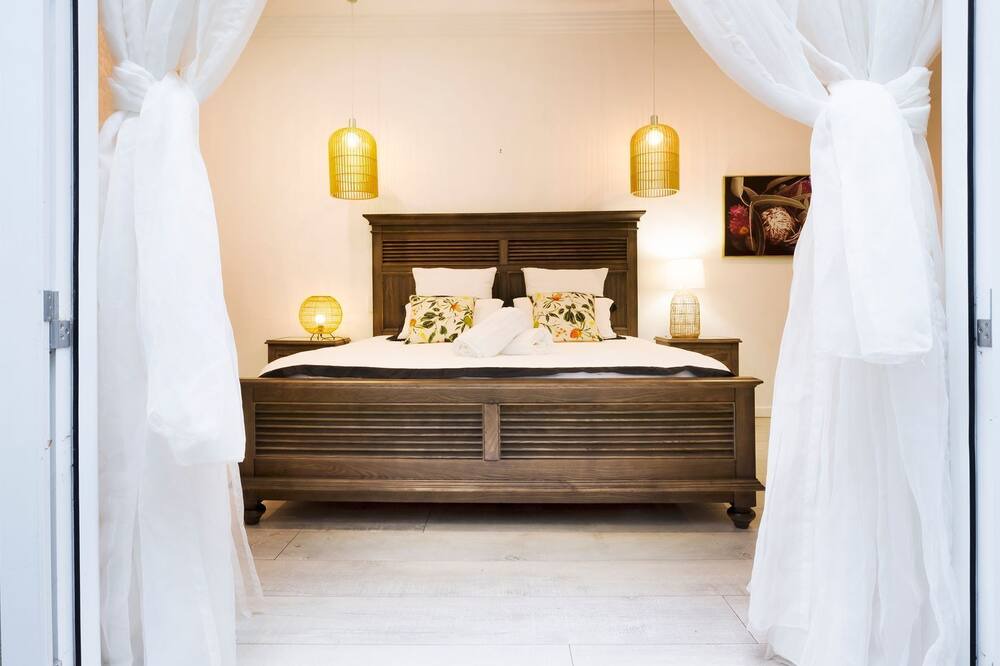 Photo of Bedroom in Murrays Beach