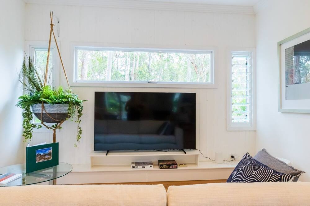 Photo of Livingroom in Murrays Beach
