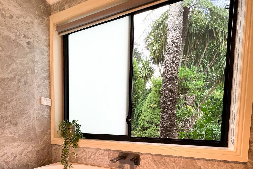 Photo of Bathroom in Mount Wilson