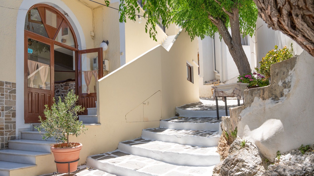 Photo of Outdoor in Melanes