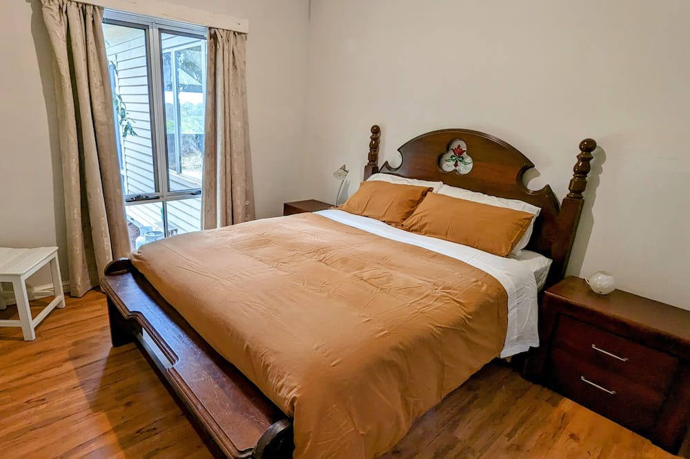 Photo of Bedroom in Thomson Brook
