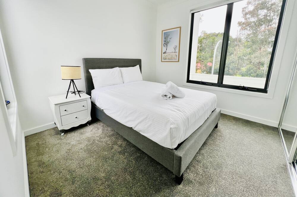 Photo of Bedroom in Austral