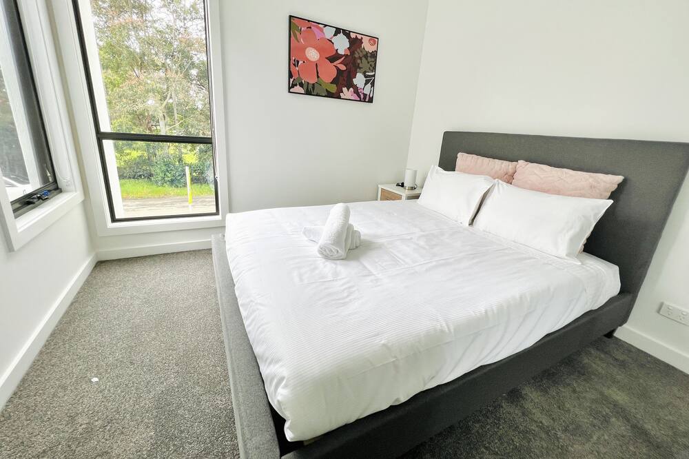 Photo of Bedroom in Austral