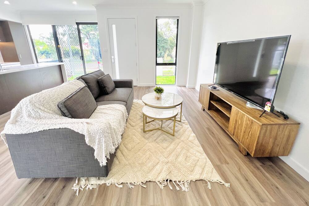 Photo of Livingroom in Austral