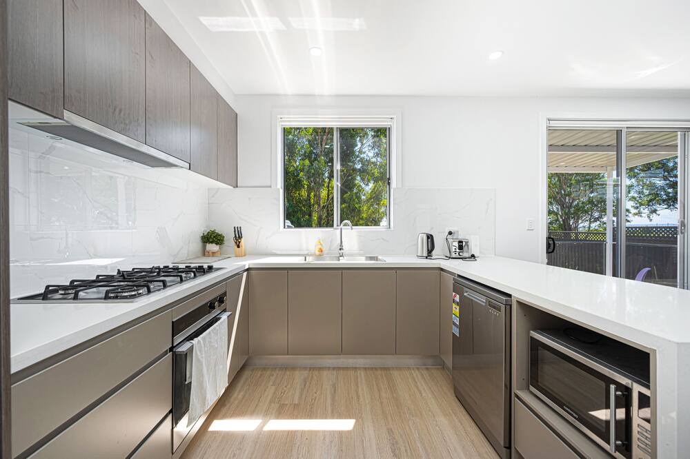 Photo of Kitchen in Acacia Gardens