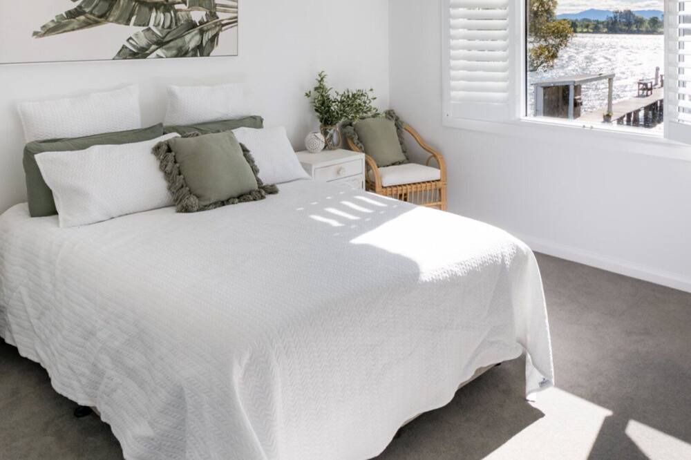 Photo of Bedroom in Oxley Island