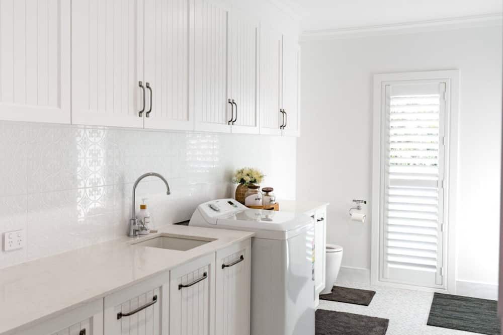 Photo of Kitchen in Oxley Island
