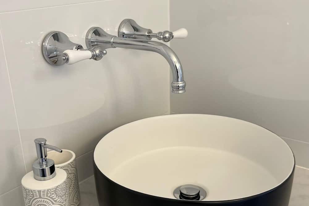 Photo of Bathroom in Sevenhill