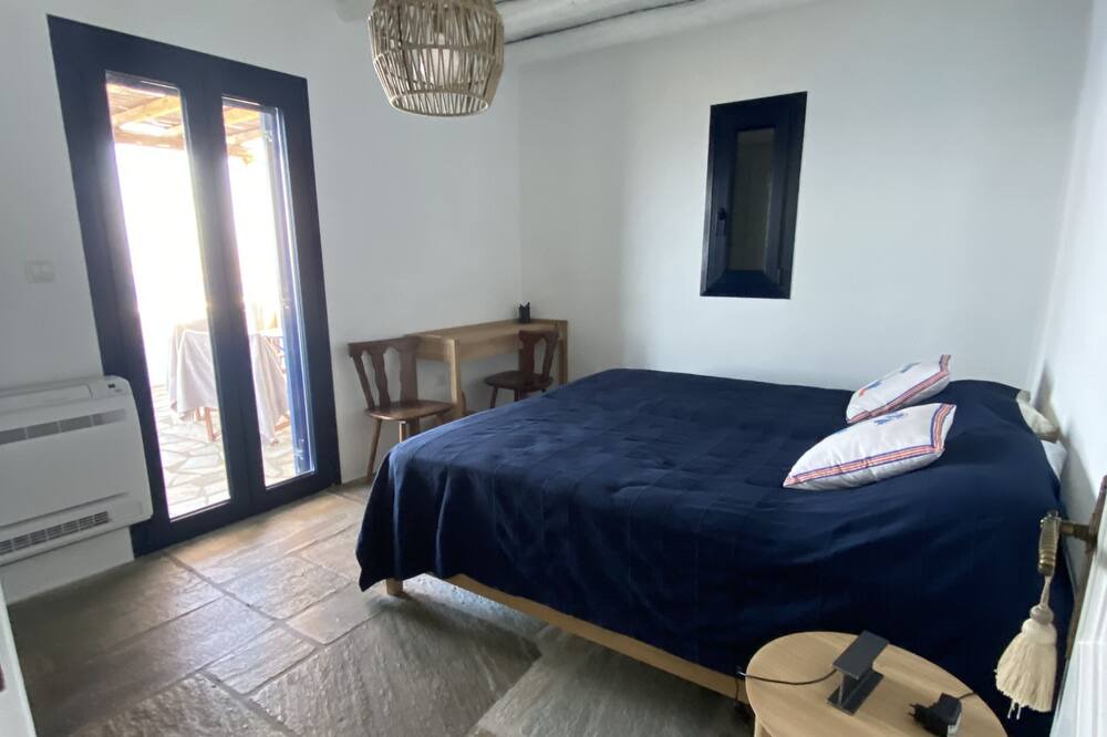 Photo of Bedroom in Batsi