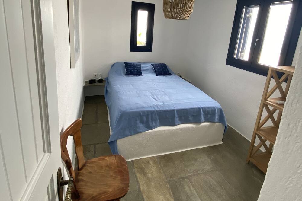 Photo of Bedroom in Batsi
