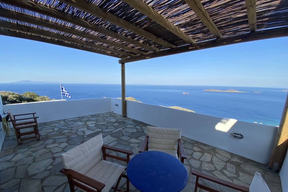 Photo of Patio Balcony in Batsi