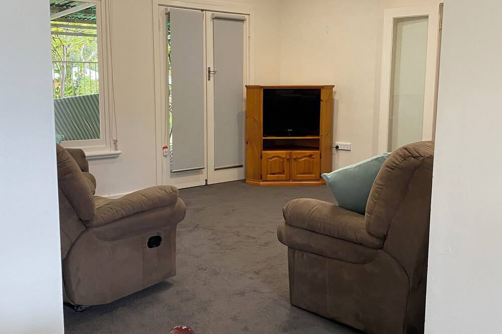 Photo of Livingroom in Turvey Park