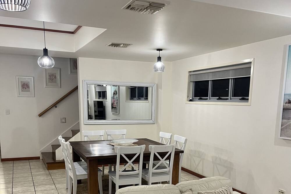 Photo of Livingroom in Sandstone Point