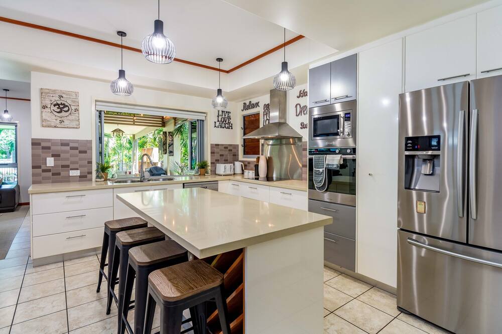 Photo of Kitchen in Sandstone Point