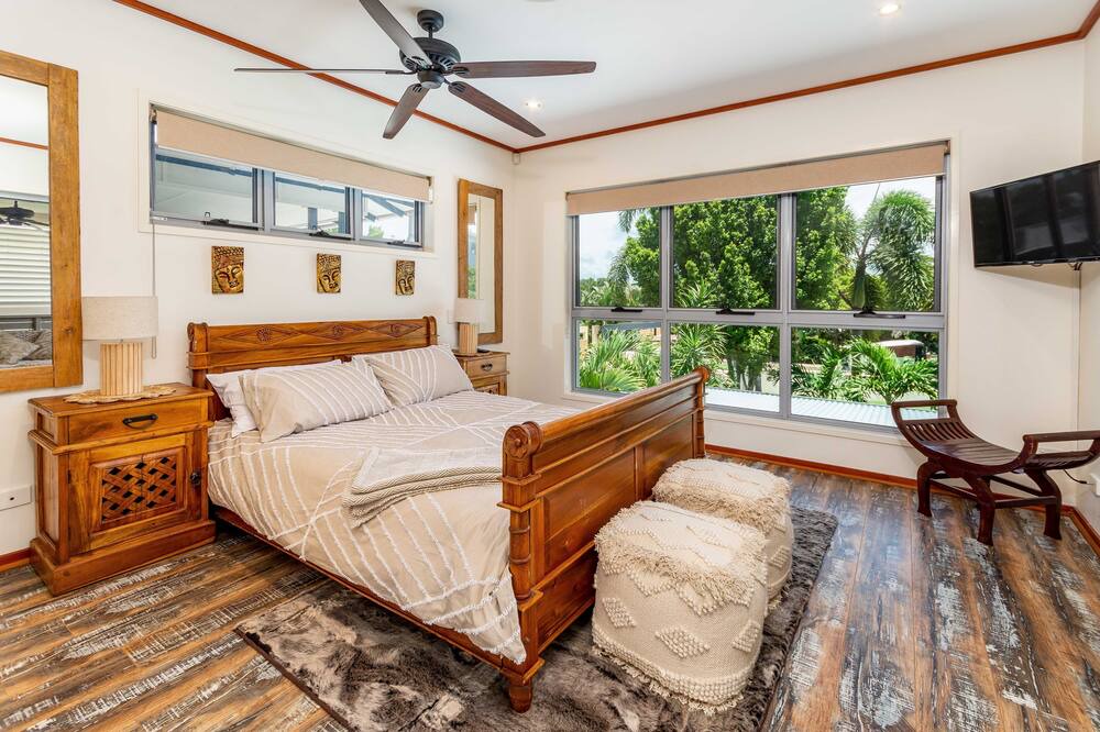 Photo of Bedroom in Sandstone Point