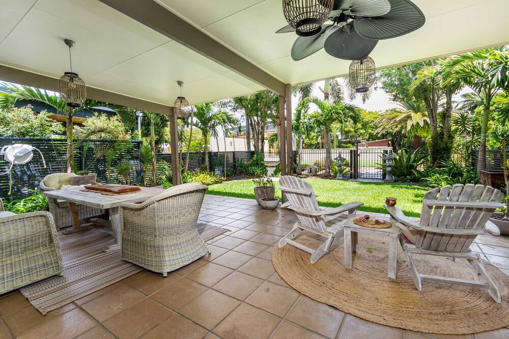 Photo of Outdoor in Sandstone Point