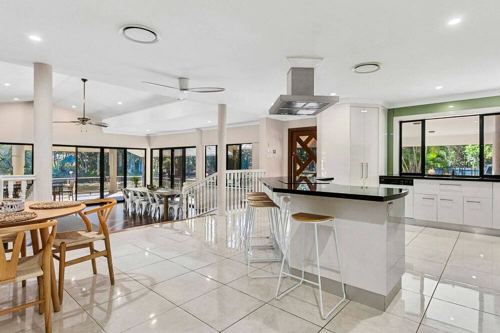Photo of Kitchen in Dundowran Beach