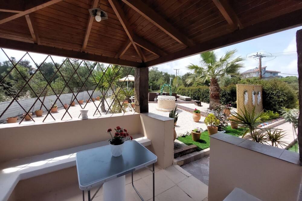 Photo of Outdoor in Asgourou
