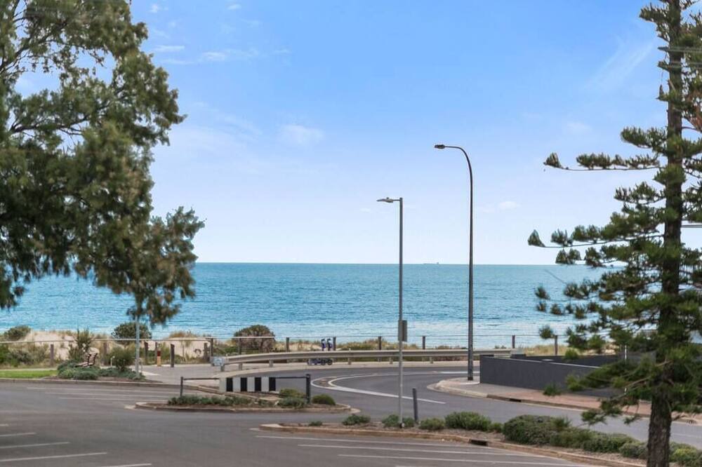 Photo of Others in Henley Beach South