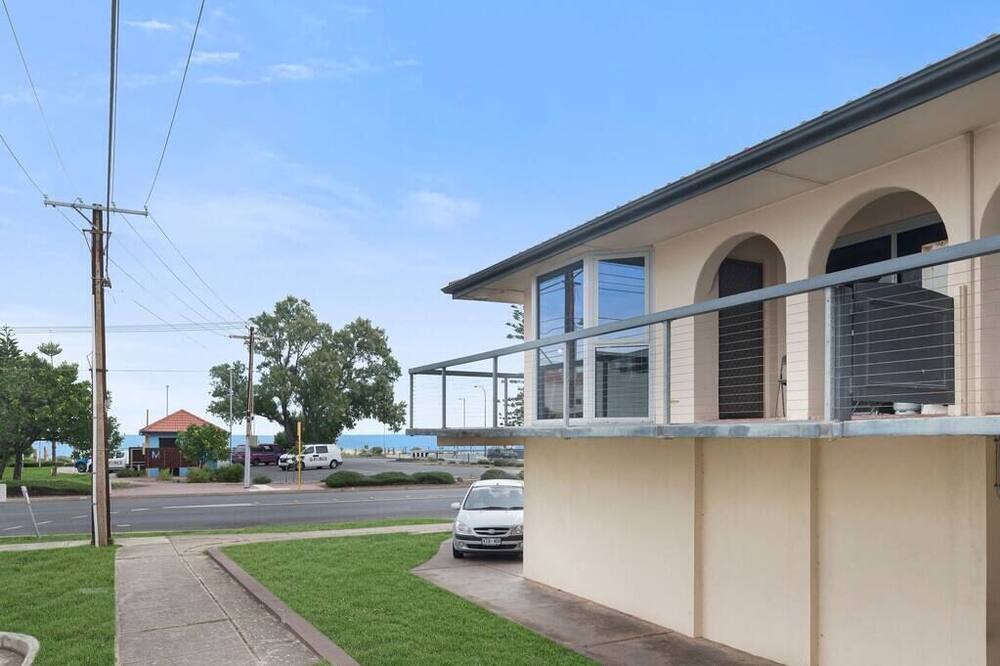Photo of Others in Henley Beach South