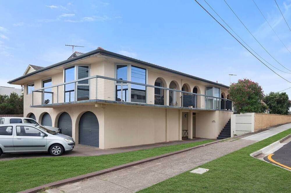 Photo of Others in Henley Beach South