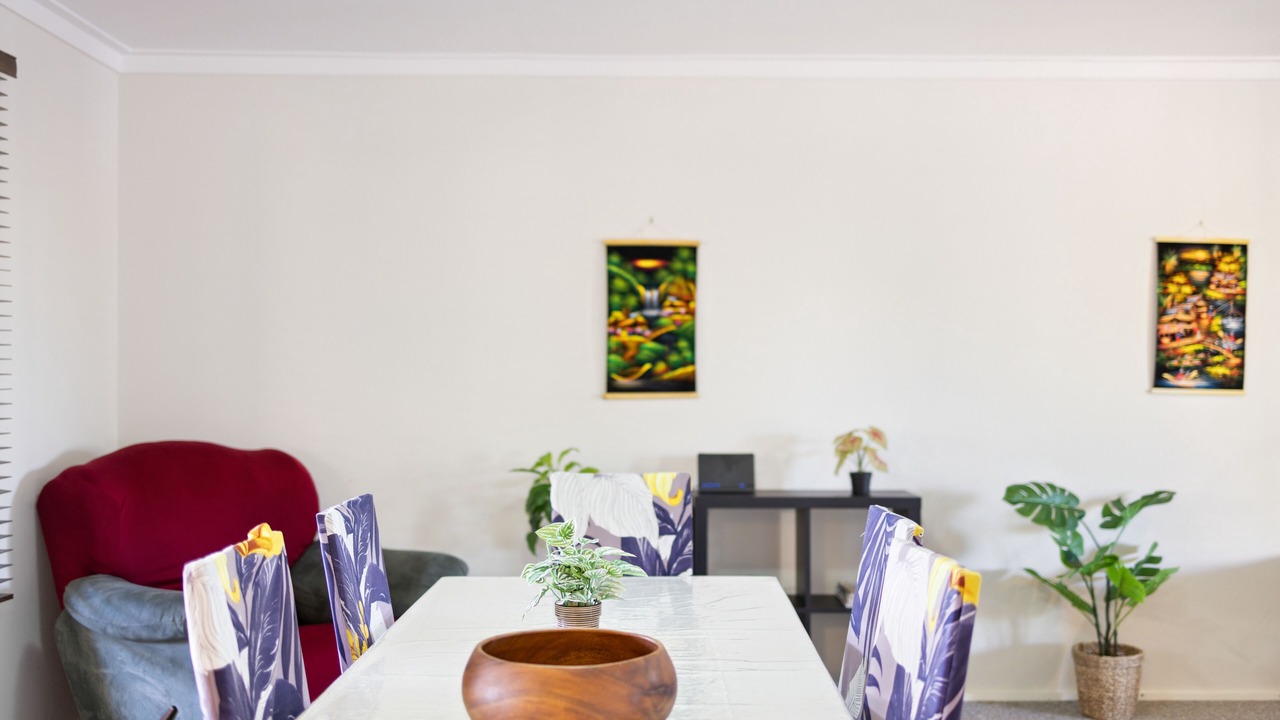 Photo of Livingroom in Girrawheen