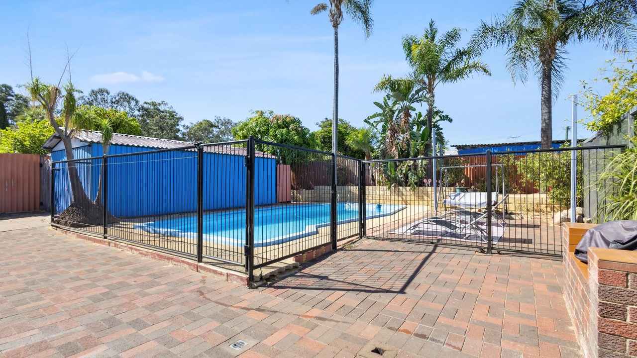 Photo of Outdoor in Girrawheen