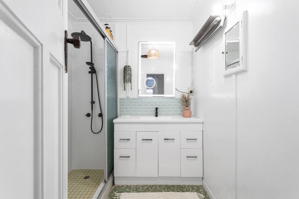 Photo of Bathroom in West Mackay