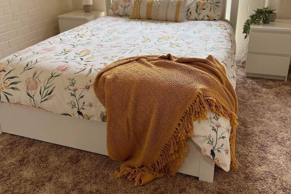 Photo of Bedroom in Forbes