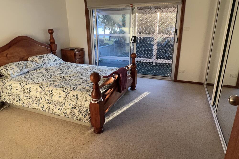 Photo of Bedroom in Primbee