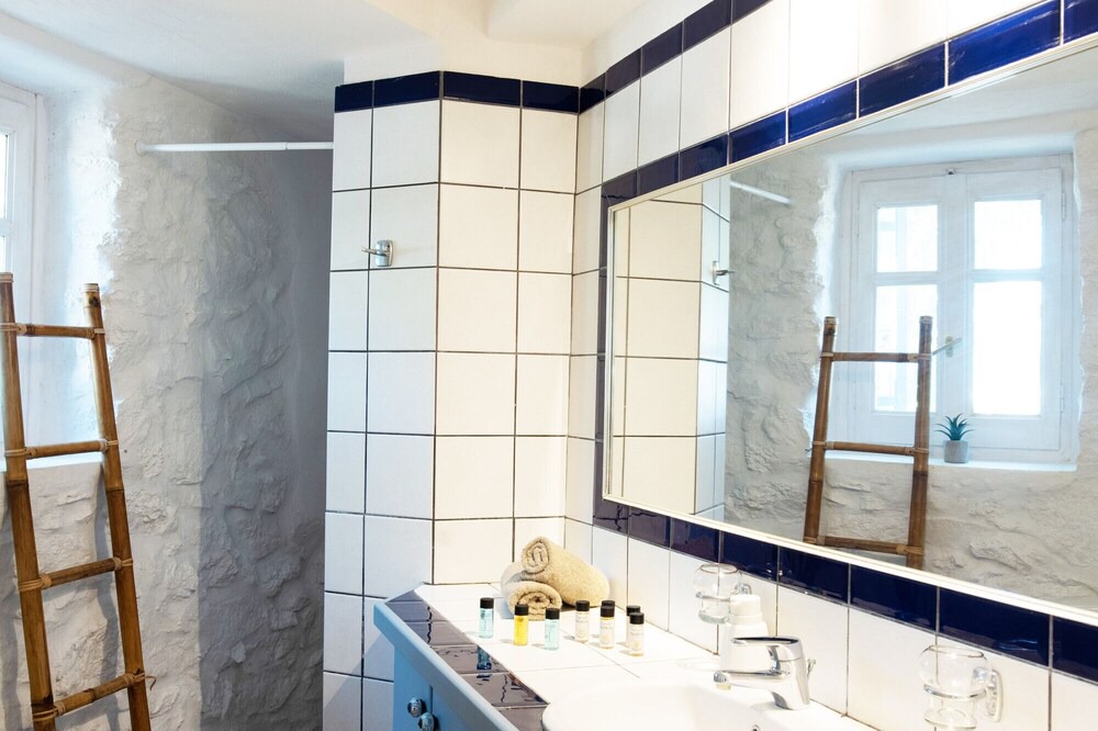 Photo of Bathroom in Kalafatis