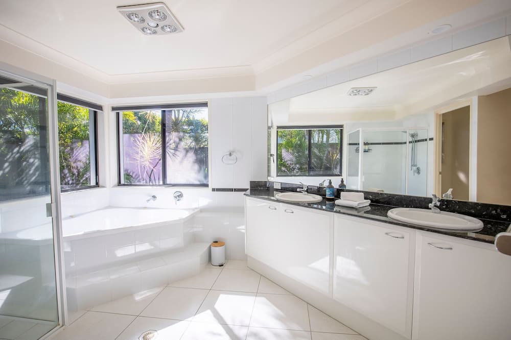 Photo of Bathroom in Bokarina