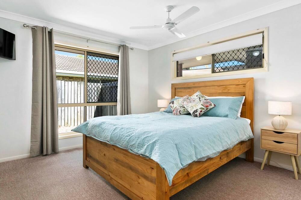 Photo of Bedroom in Eli Waters
