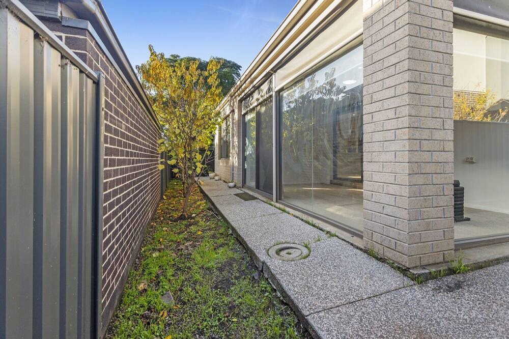 Photo of Outdoor in Caroline Springs