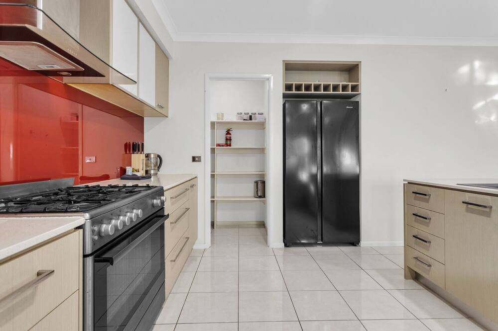 Photo of Kitchen in Caroline Springs