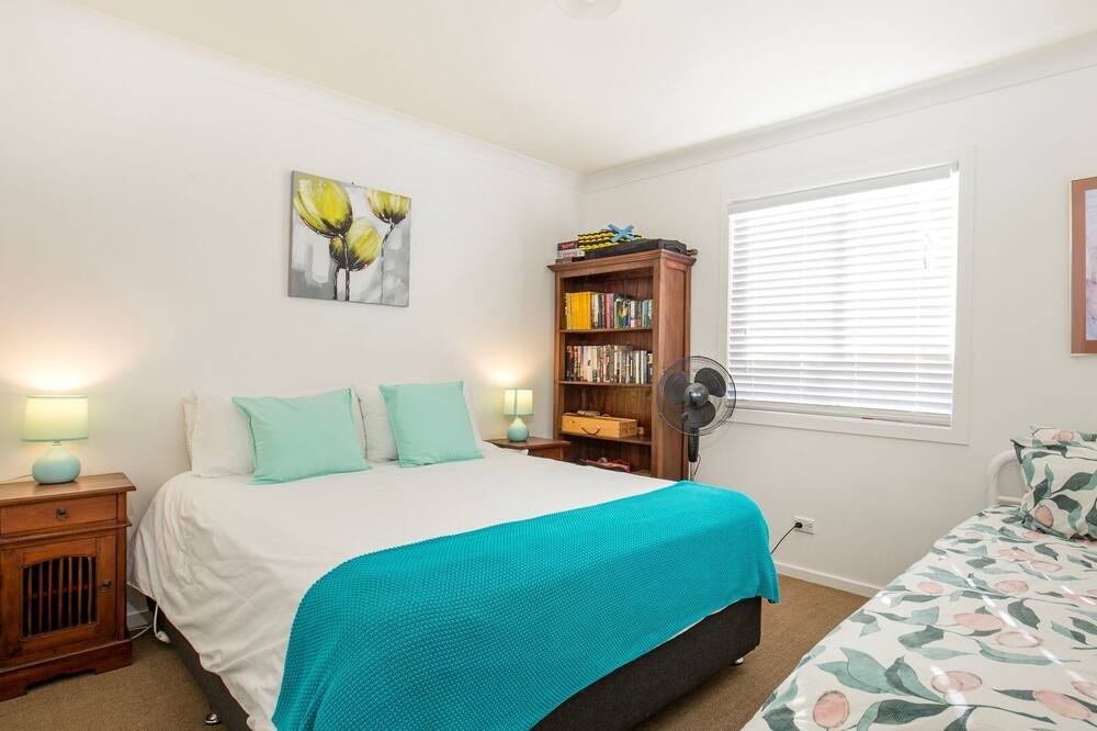 Photo of Bedroom in Erowal Bay