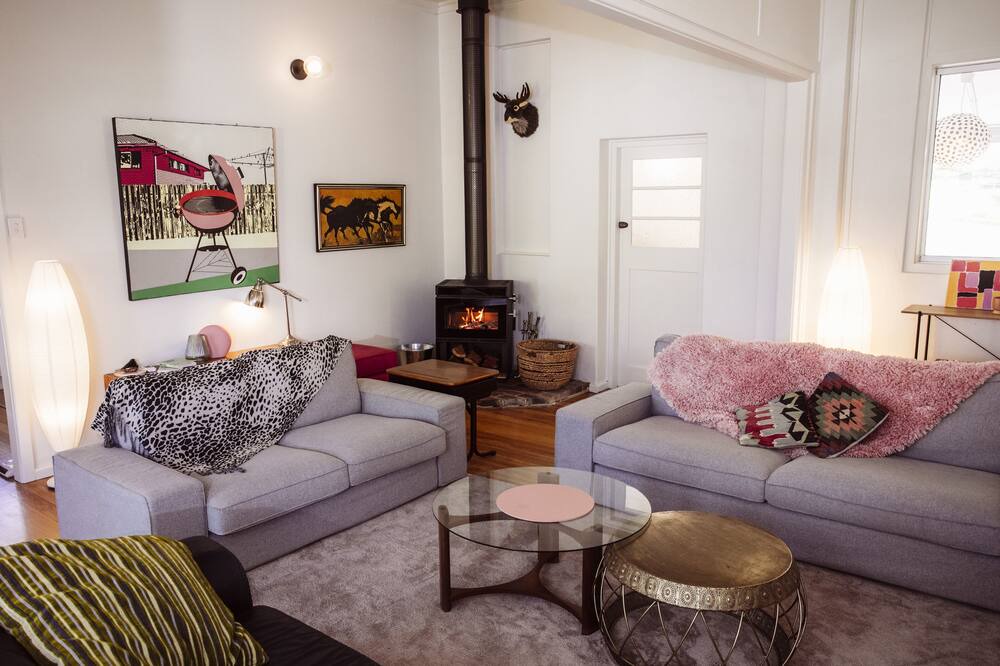 Photo of Livingroom in Mallanganee