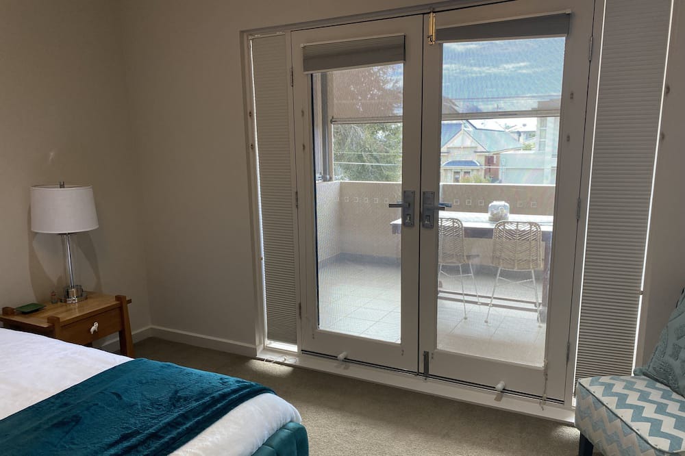 Photo of Bedroom in Henley Beach South