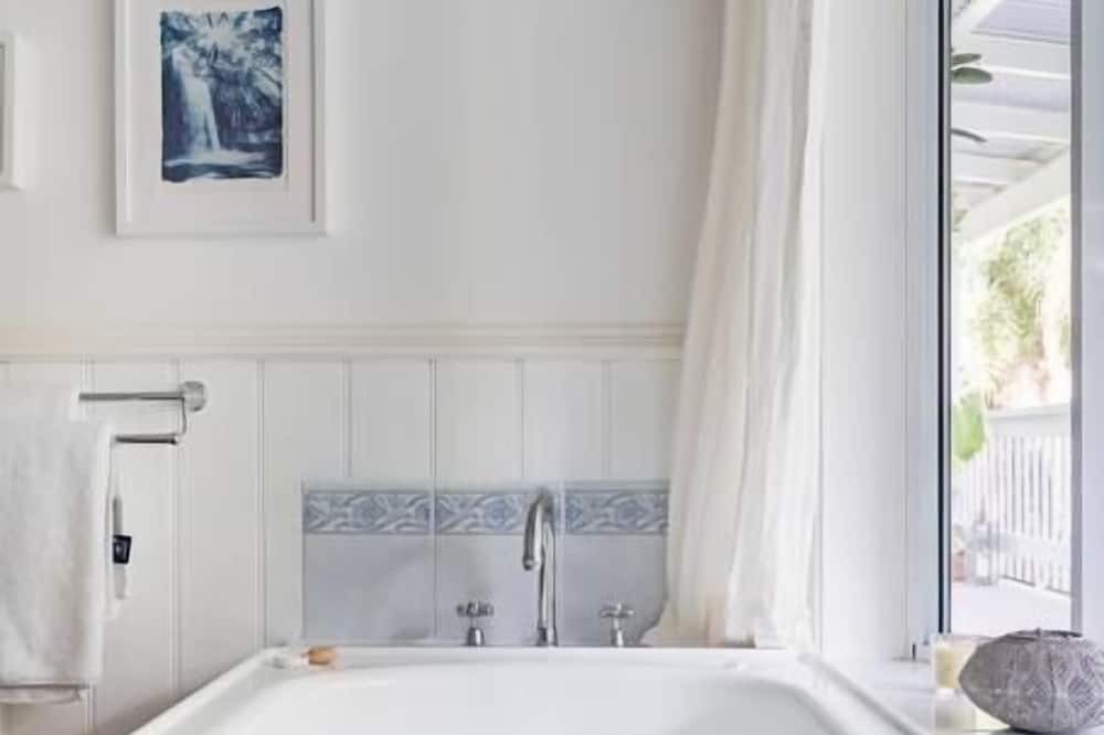 Photo of Bathroom in Rosebank