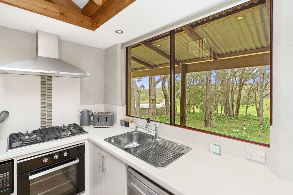 Photo of Kitchen in Quedjinup