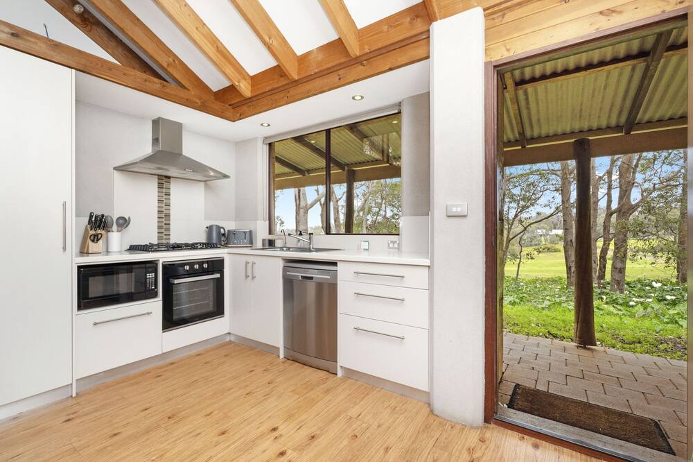 Photo of Kitchen in Quedjinup